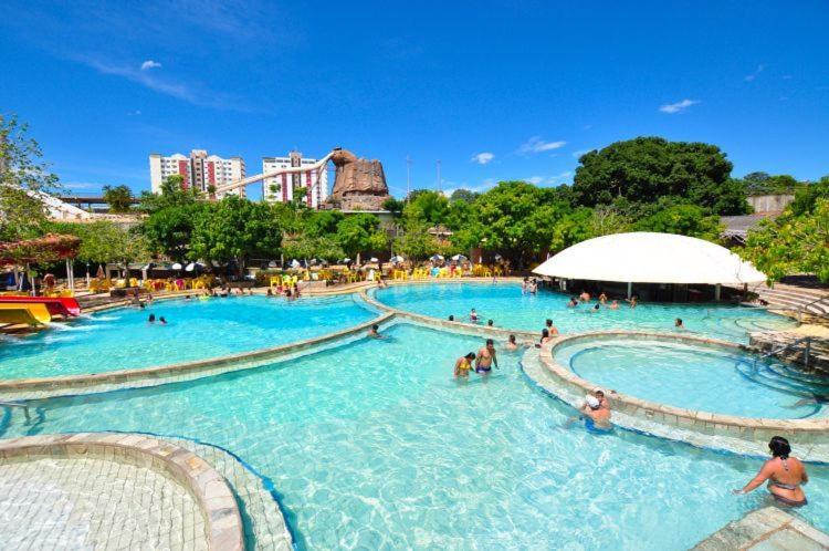 Piazza Acqua Park Apartment Калдас Новас Екстериор снимка