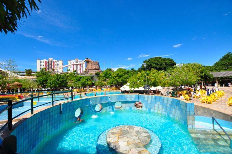 Piazza Acqua Park Apartment Калдас Новас Екстериор снимка